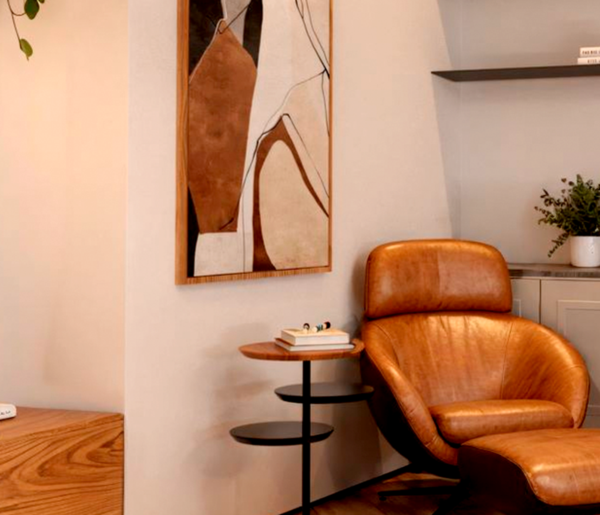 1 LIVING ESSENCE RESIDENCE