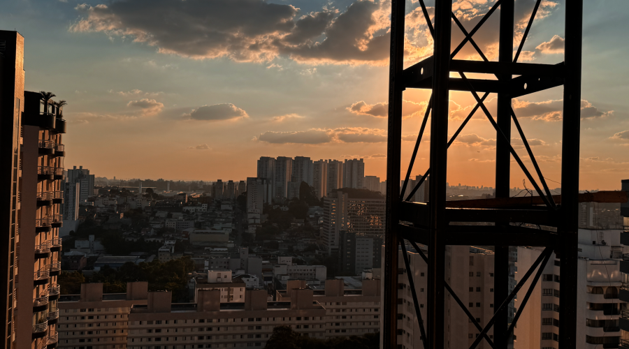 POR DO SOL DUPLEX 2 - ESSENCE RESIDENCE